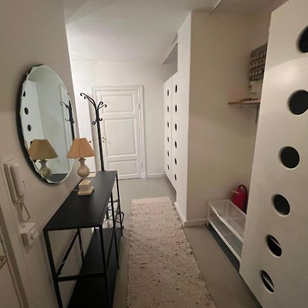 Home Inn Lng20 Stoccolma Esterno foto