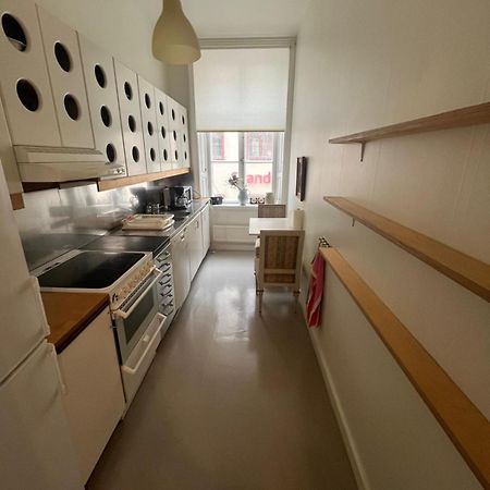 Home Inn Lng20 Stoccolma Esterno foto