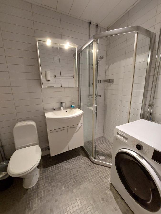 Home Inn Lng20 Stoccolma Esterno foto